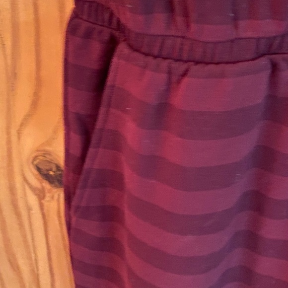 Garnet Hill striped burgundy dress L knit - Picture 5 of 9